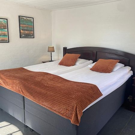 Sjöbo Husargardens Bed & Breakfast מראה חיצוני תמונה
